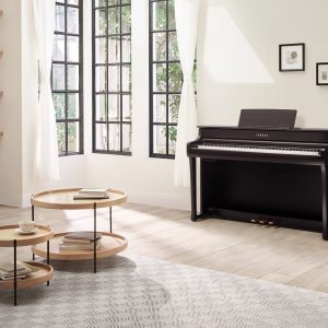Yamaha  CLP835 digitale piano