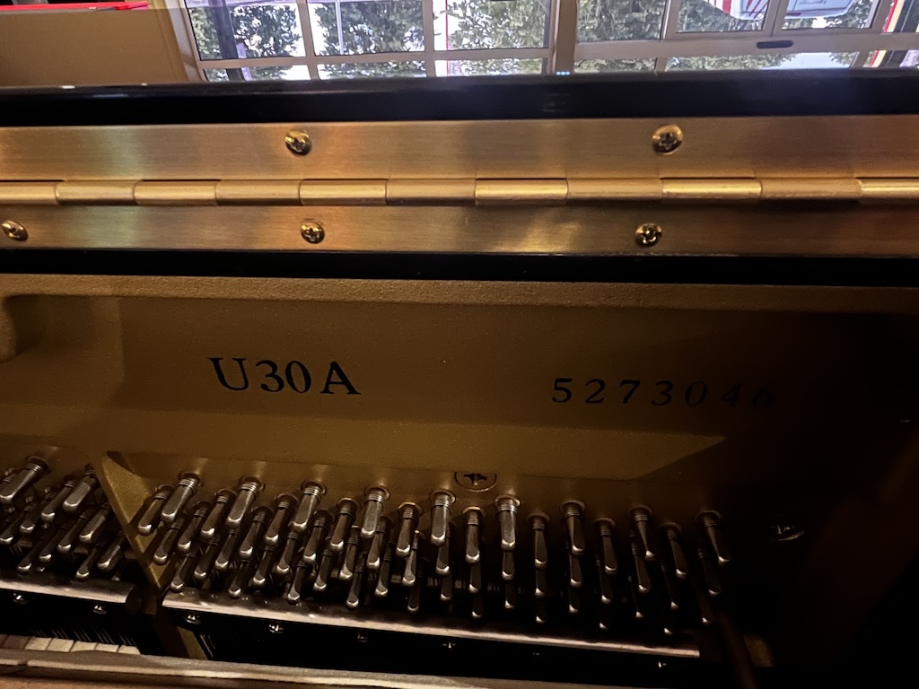 Yamaha U30A Piano - Afbeelding 3