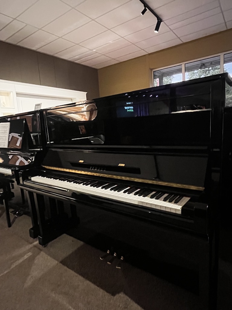 Yamaha U30A Piano