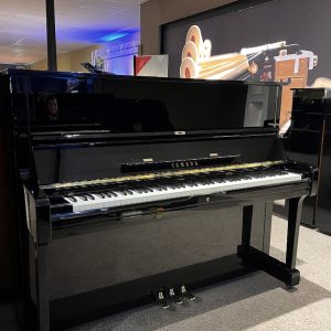 Yamaha U1 piano